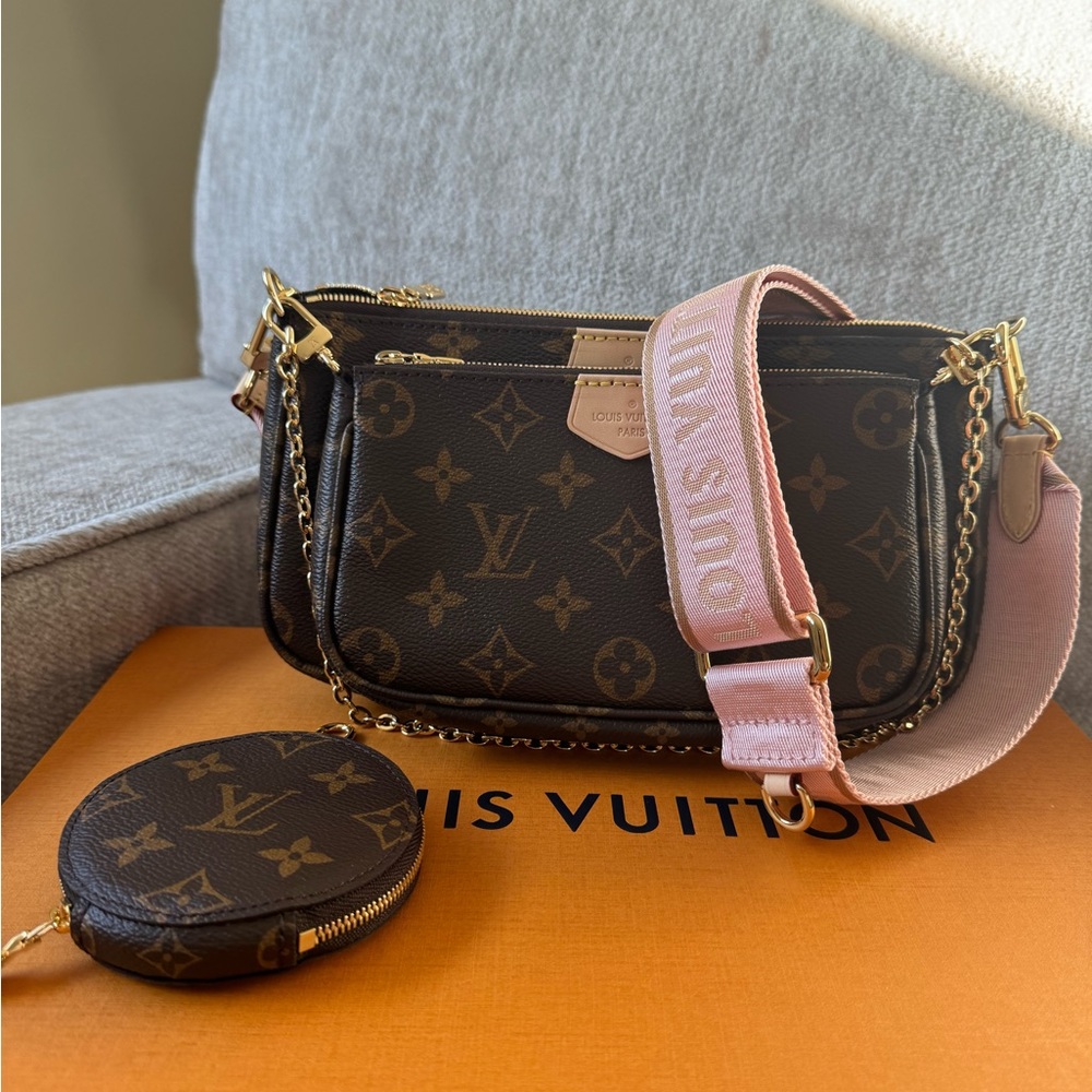 Louis Vuitton pink multi pochette